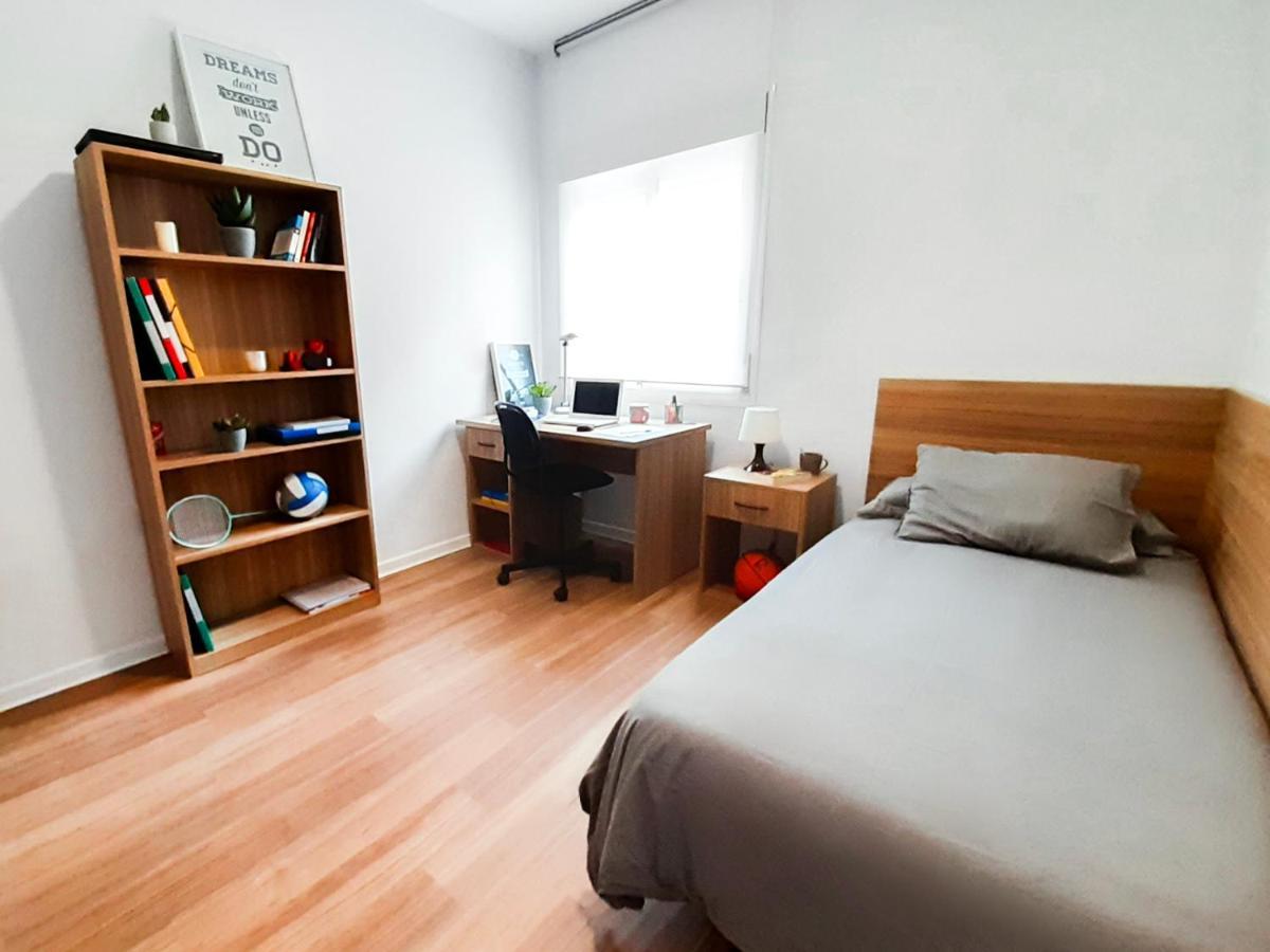 Micampus Malaga Student Residence Eksteriør billede