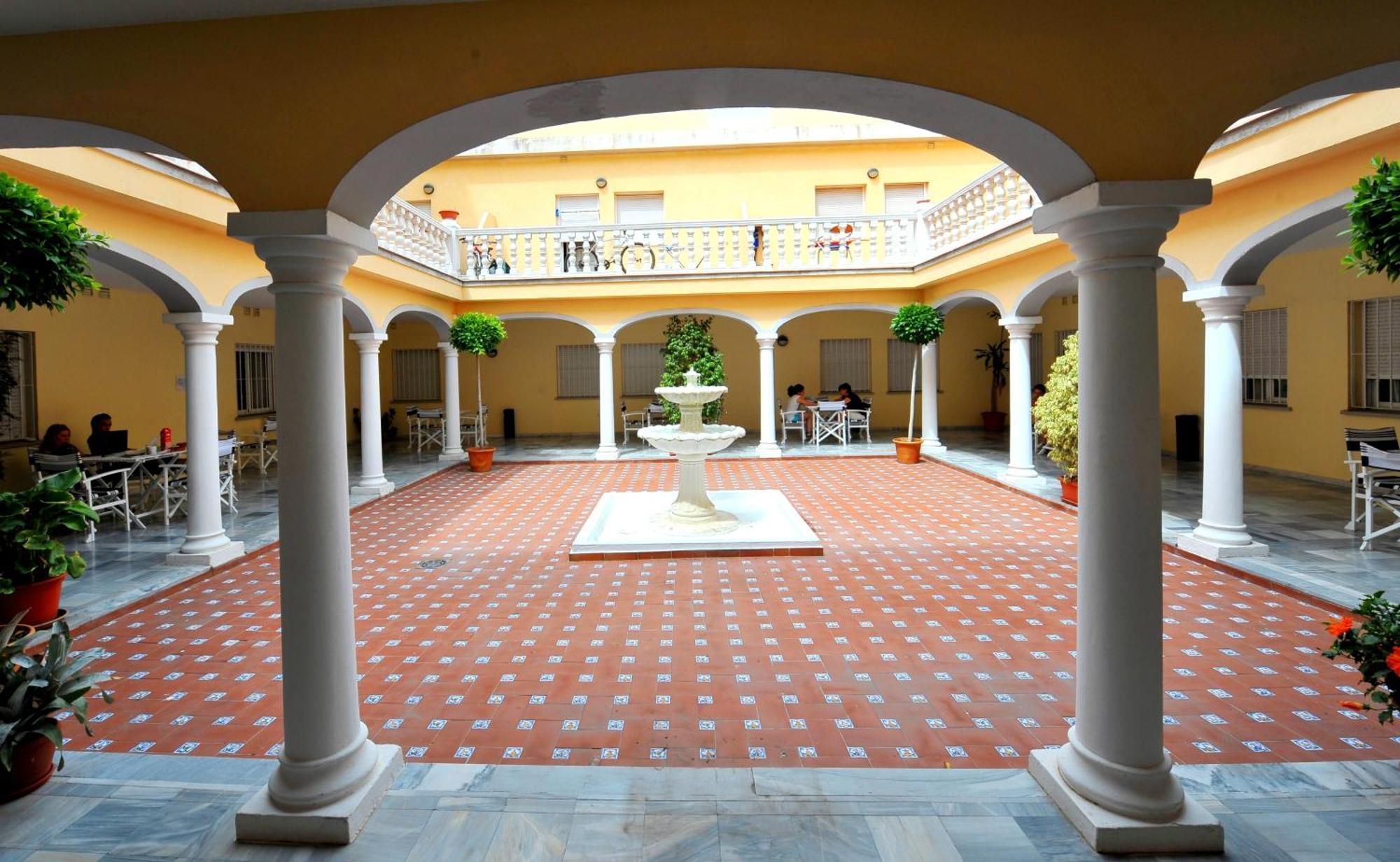 Micampus Malaga Student Residence Eksteriør billede