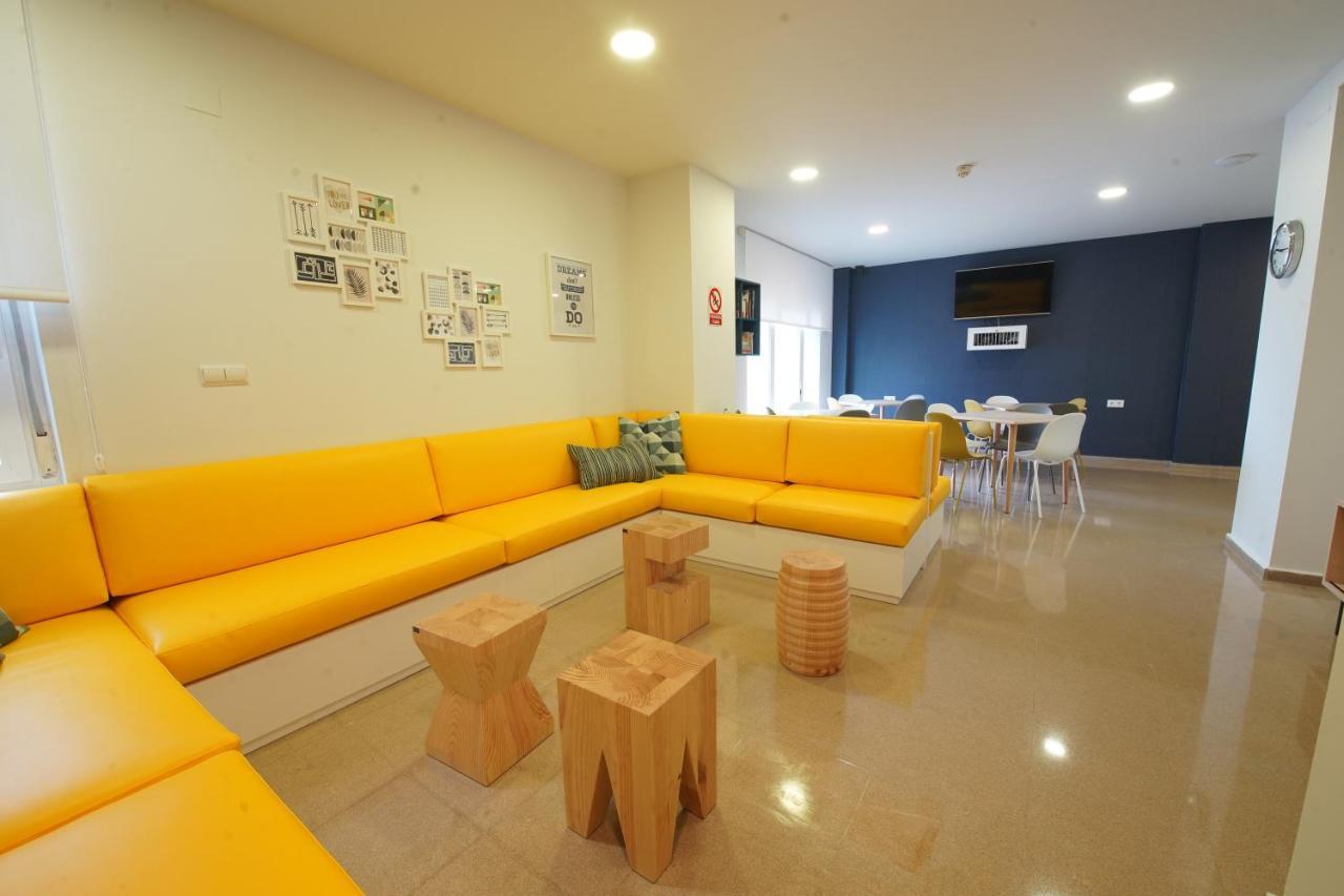 Micampus Malaga Student Residence Eksteriør billede